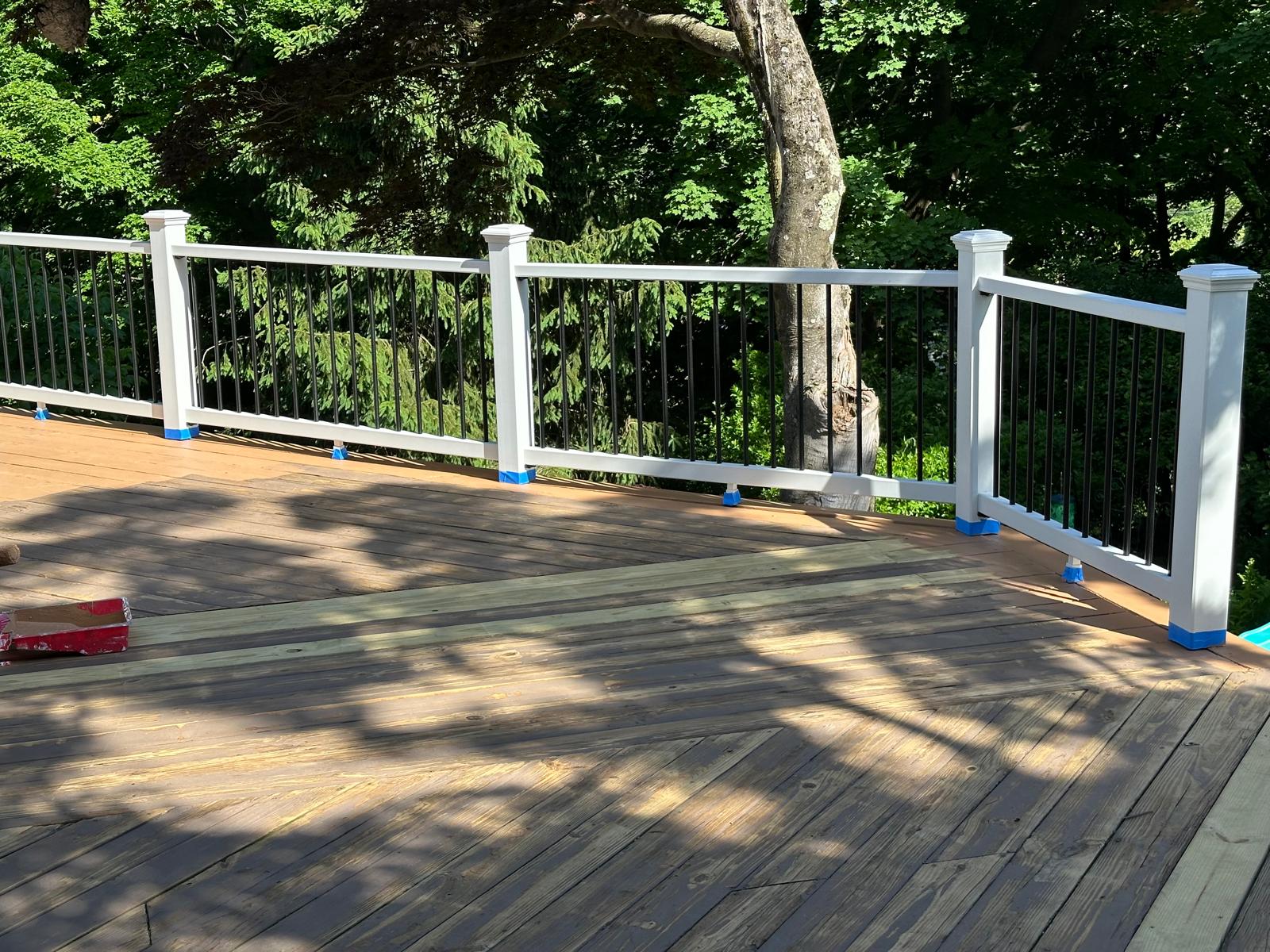 Solid Stained Deck - Image 14